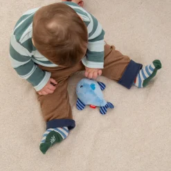 Sigikid Babyspielzeug|Rassel Wal Red Stars Collection