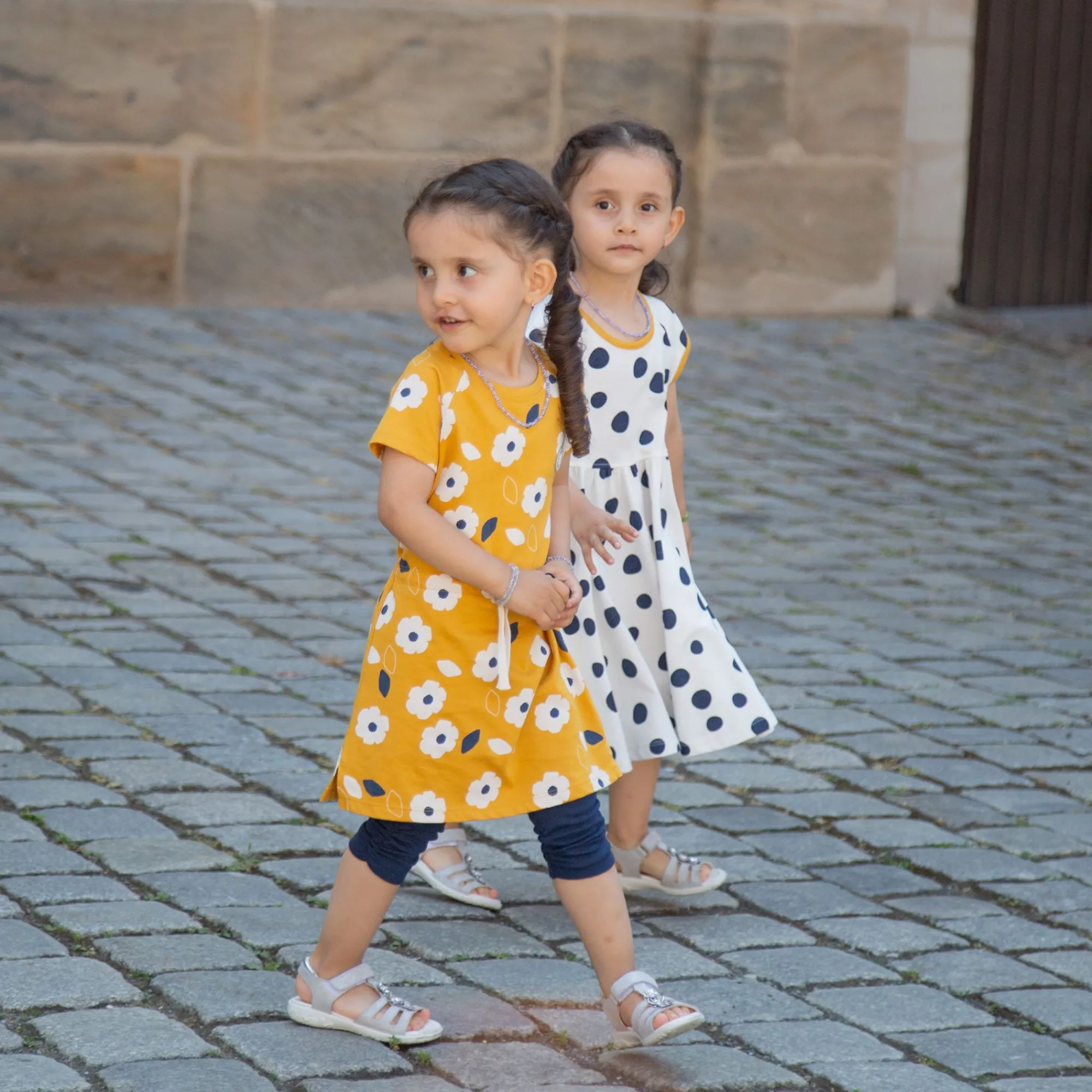 Sigikid Kollektion Tupfen Pony|Sommer Kinderkleid Mit Dunkelblauen Punkten